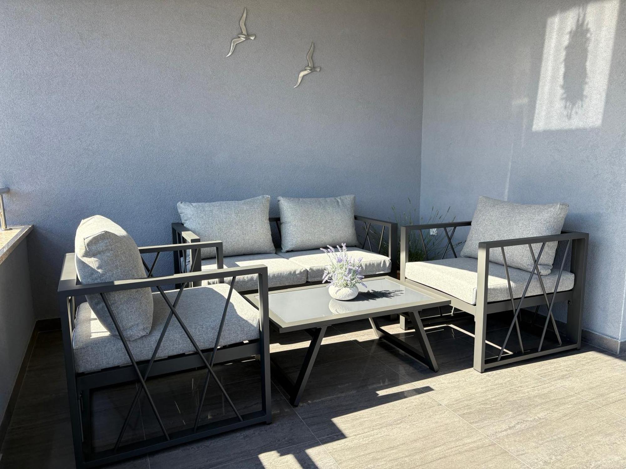 Apartment Tina 罗戈兹尼察 外观 照片