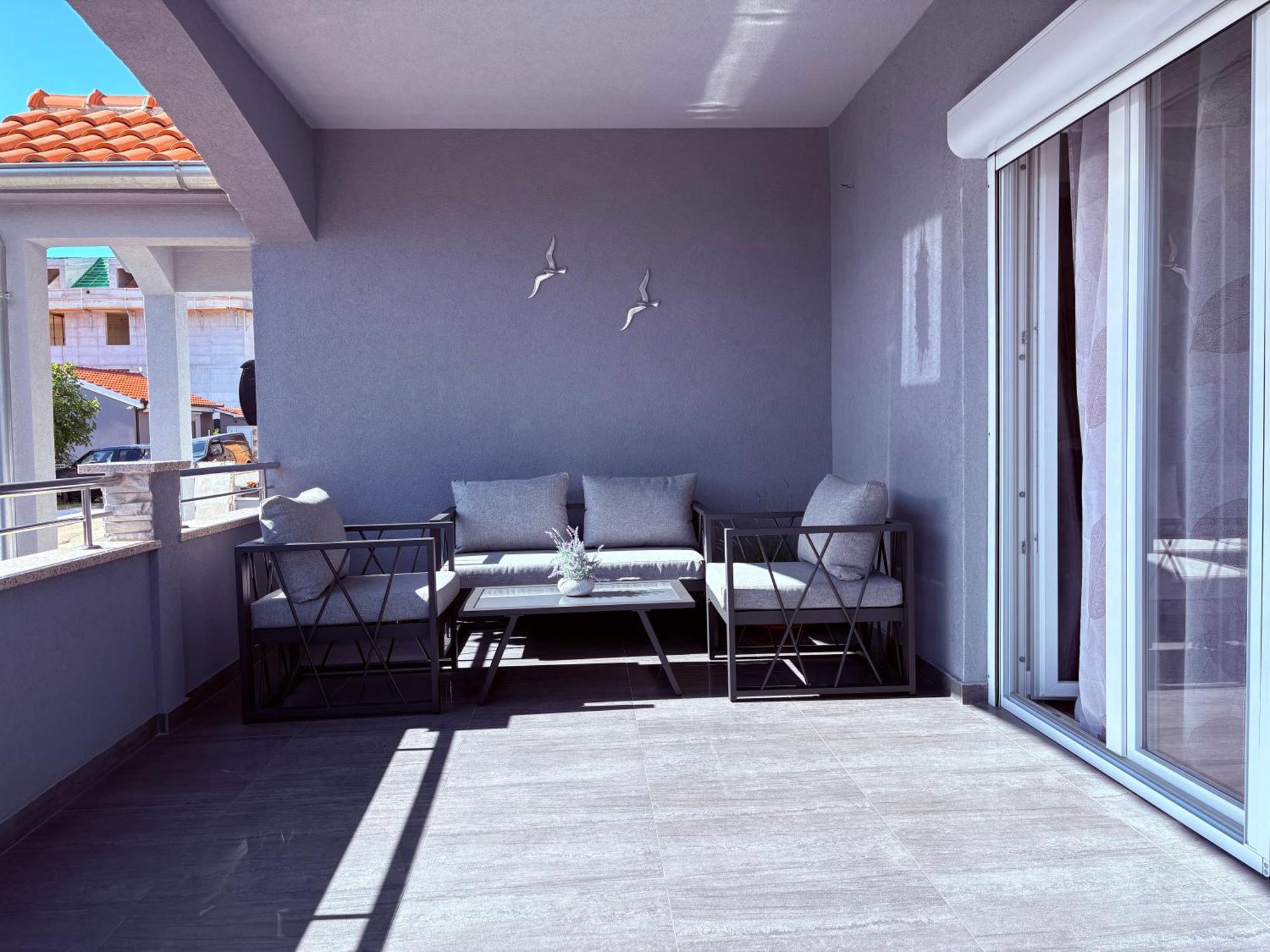 Apartment Tina 罗戈兹尼察 外观 照片